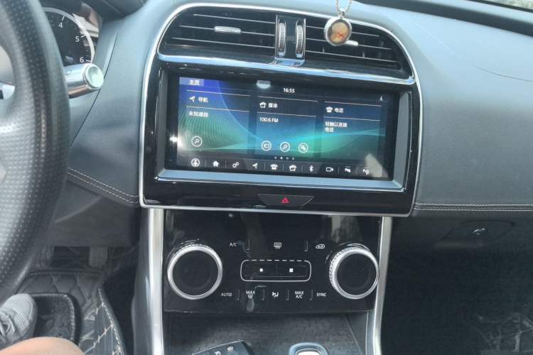 Used Jaguar XEL 2020 2.0T 200 PS R-DYNAMIC S Advanced Sport Edition Audio And AC Panel