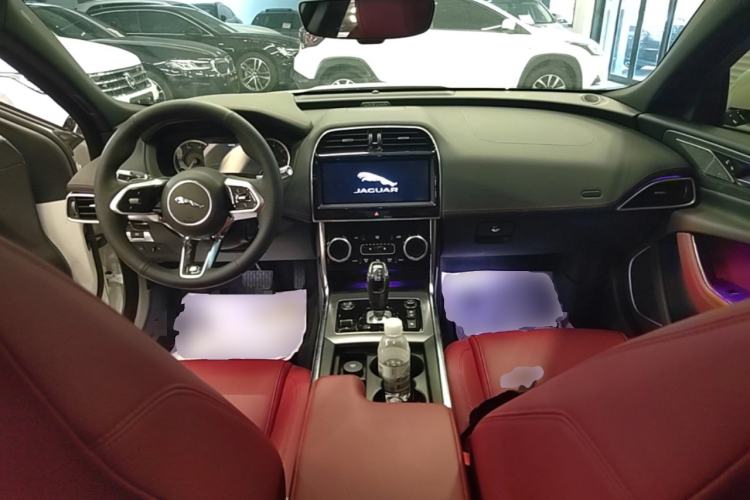 Used Jaguar XEL 2020 2.0T 200 PS R-DYNAMIC S Advanced Sport Edition Center Console