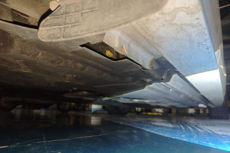 Used Jaguar XEL 2020 2.0T 200PS R-DYNAMIC Youth Sports Edition Chassis Rear Right