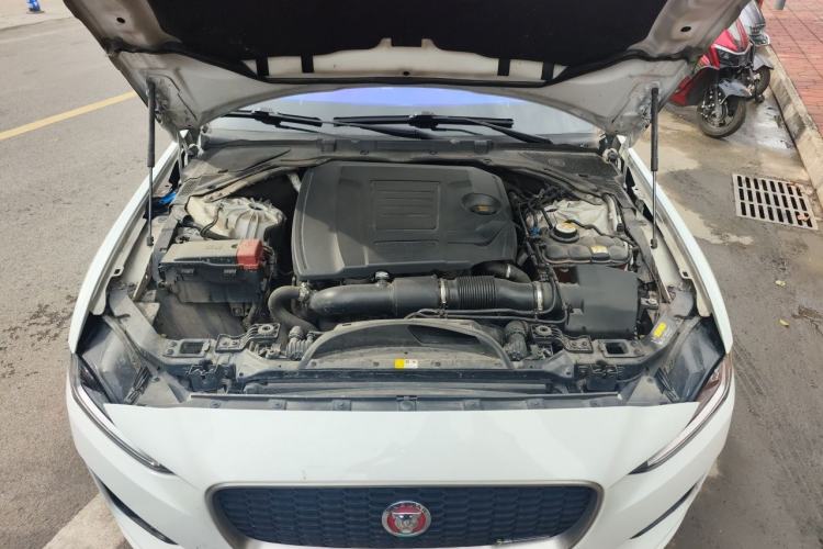 Used Jaguar XEL 2020 2.0T 200 PS R-DYNAMIC S Advanced Sport Edition Engine Bay