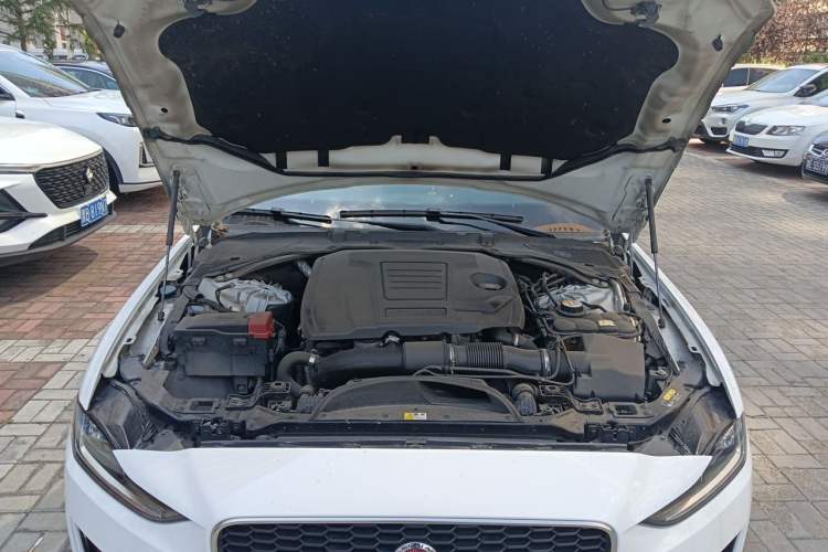 Used Jaguar XEL 2020 2.0T 200 PS R-DYNAMIC S Advanced Sport Edition Engine Bay