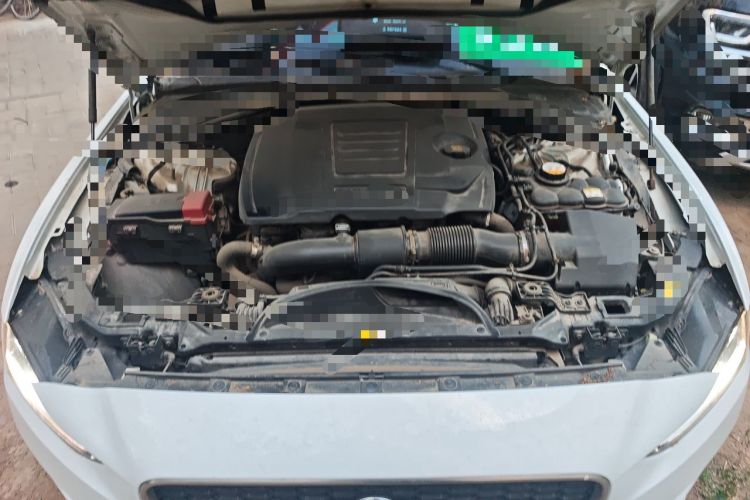 Used Jaguar XEL 2020 2.0T 200 PS R-DYNAMIC S Advanced Sport Edition Engine Bay