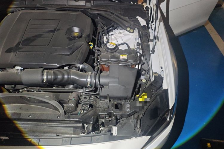 Used Jaguar XEL 2020 2.0T 200PS R-DYNAMIC Youth Sports Edition Engine Bay Left