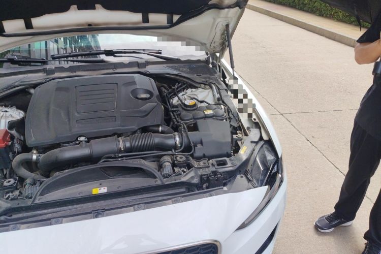 Used Jaguar XEL 2020 2.0T 200 PS R-DYNAMIC S Advanced Sport Edition Engine Bay Left