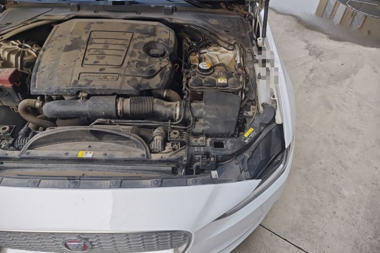 Used Jaguar XEL 2020 2.0T 200 PS S Advanced Elegance Edition Engine Bay Left