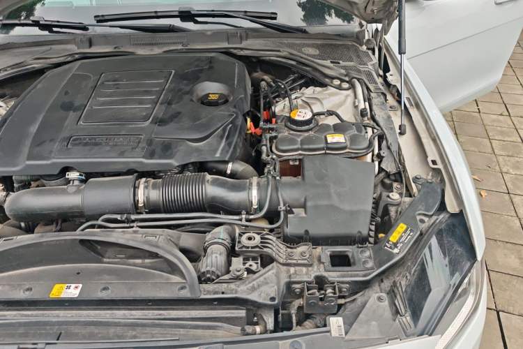 Used Jaguar XEL 2020 2.0T 200 PS R-DYNAMIC S Advanced Sport Edition Engine Bay Left
