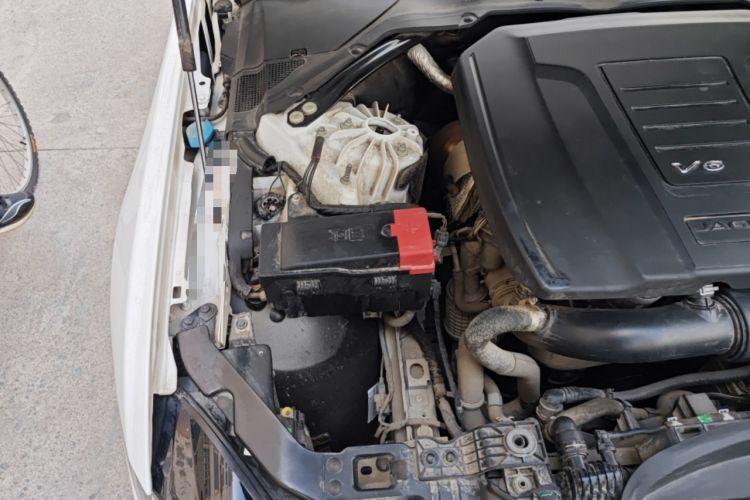 Used Jaguar XEL 2020 2.0T 200 PS R-DYNAMIC S Advanced Sport Edition Engine Bay Right
