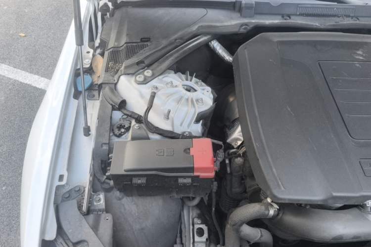 Used Jaguar XEL 2020 2.0T 200 PS R-DYNAMIC S Advanced Sport Edition Engine Bay Right