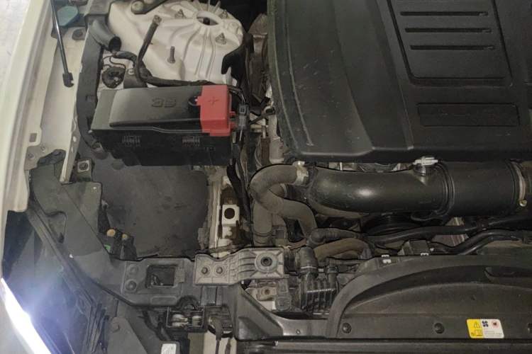 Used Jaguar XEL 2020 2.0T 200 PS R-DYNAMIC S Advanced Sport Edition Engine Bay Right