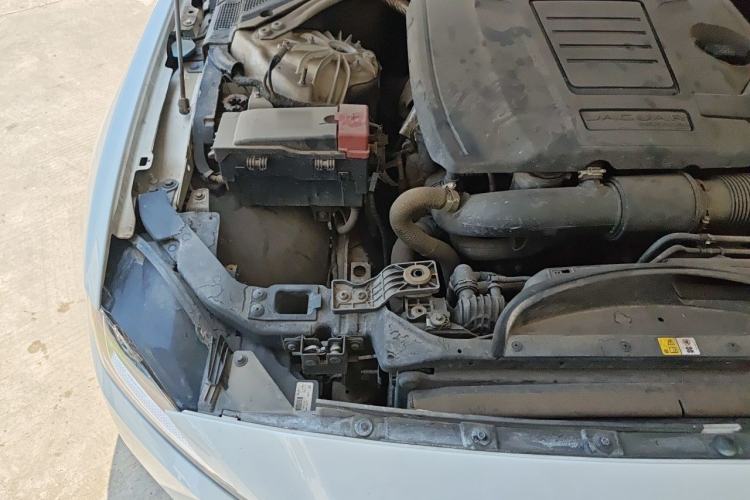 Used Jaguar XEL 2020 2.0T 200 PS R-DYNAMIC S Advanced Sport Edition Engine Bay Right