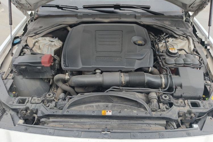Used Jaguar XEL 2020 2.0T 250 PS SE Tech-Elegant Edition Engine Bay