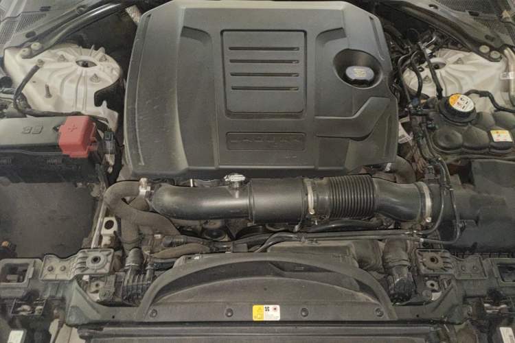 Used Jaguar XEL 2020 2.0T 200 PS R-DYNAMIC S Advanced Sport Edition Engine Bay