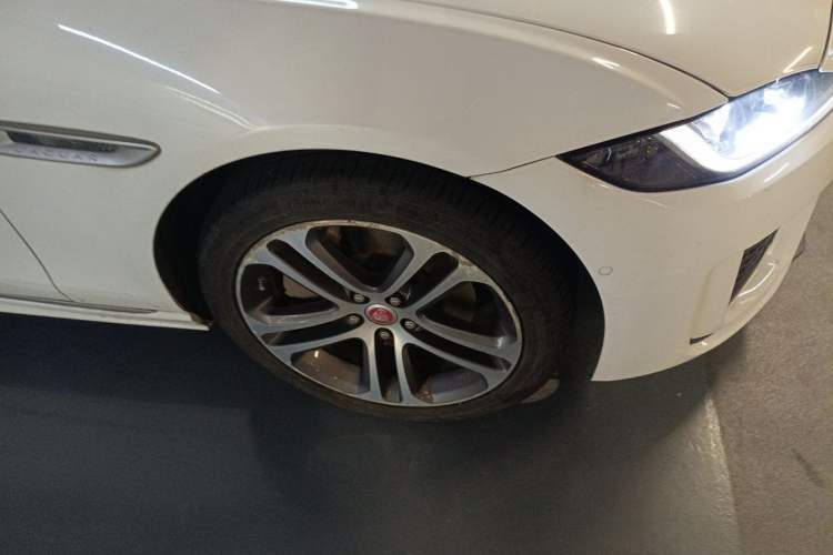 Used Jaguar XEL 2020 2.0T 200 PS R-DYNAMIC S Advanced Sport Edition Exterior 1