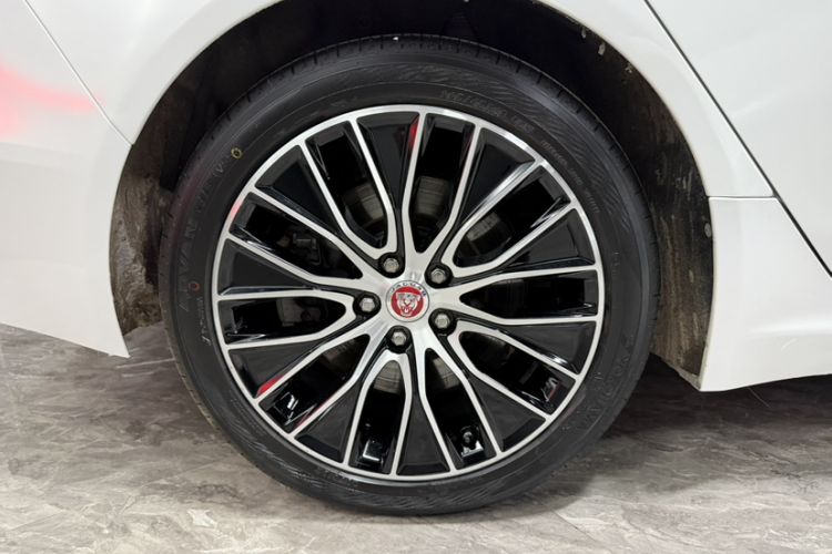 Used Jaguar XEL 2020 2.0T 200 PS S Advanced Elegance Edition Exterior 2