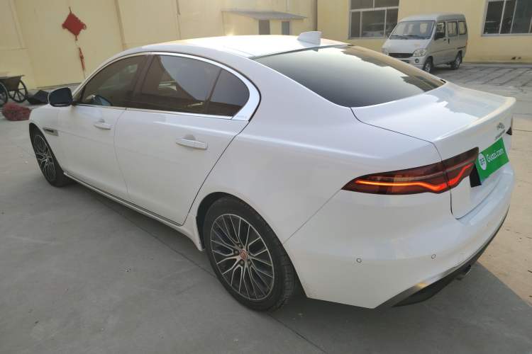 Used Jaguar XEL 2020 2.0T 200 PS S Advanced Elegance Edition Exterior 2