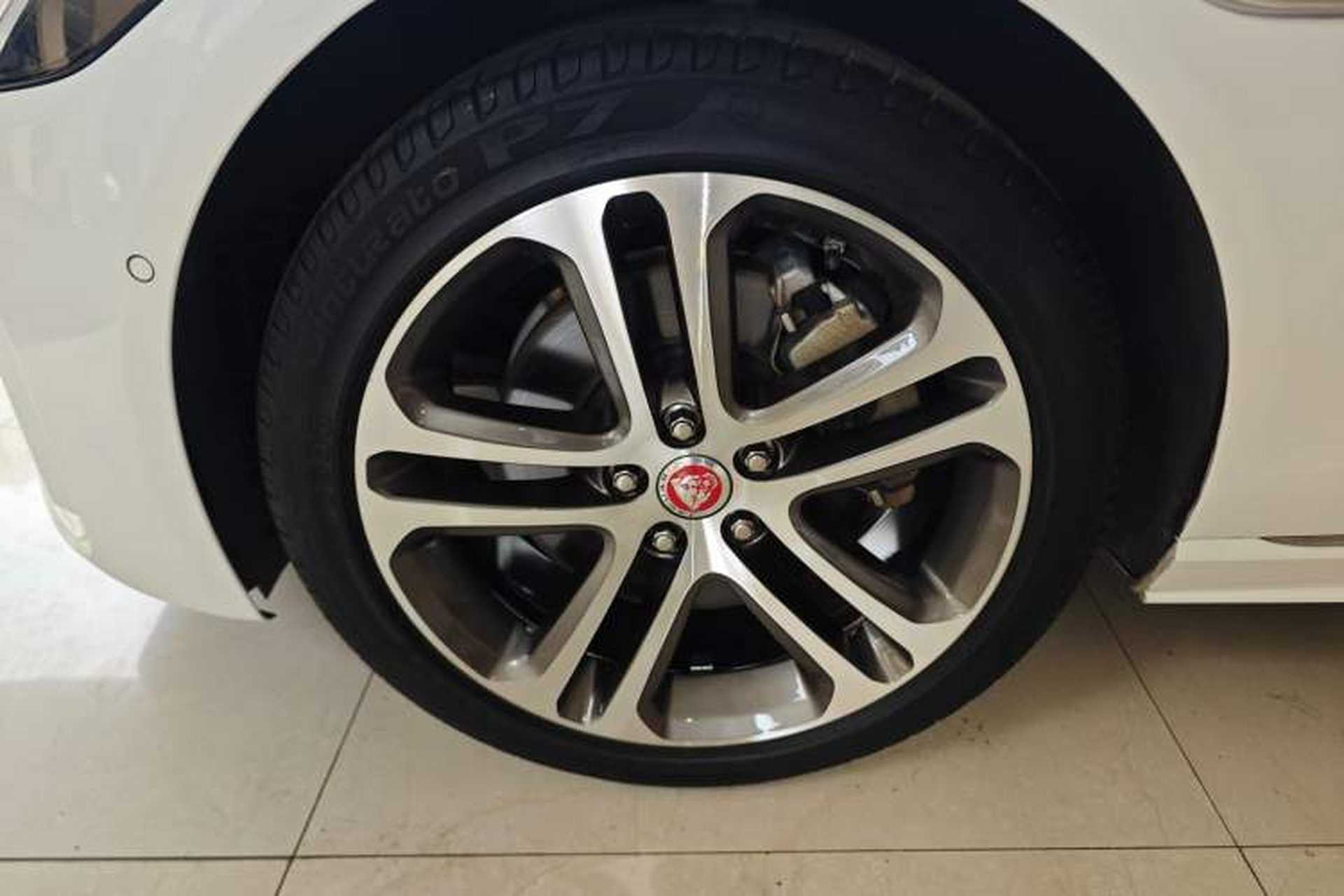 Used Jaguar XEL 2020 2.0T 200 PS R-DYNAMIC S Advanced Sport Edition Exterior 4