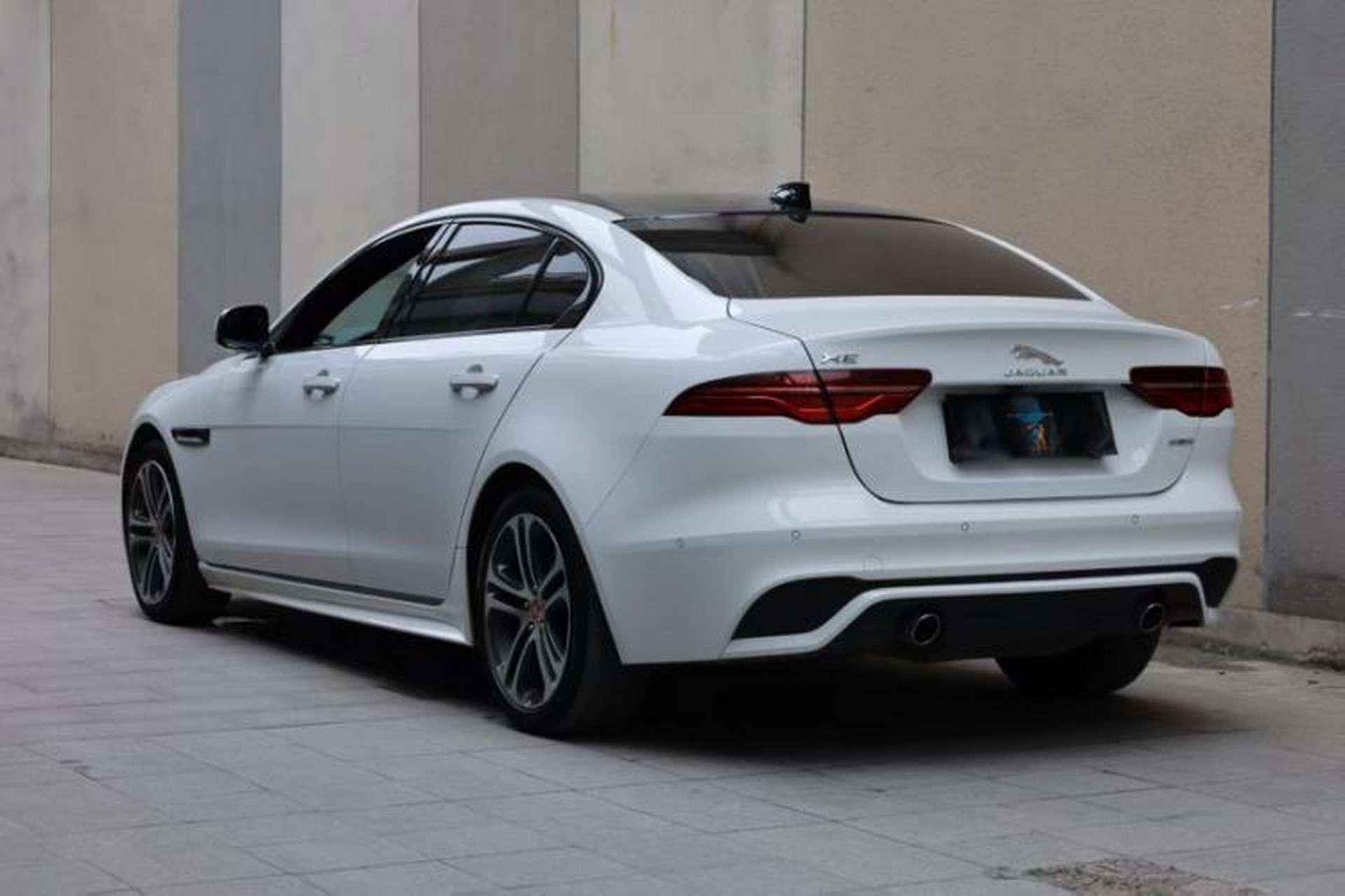 Used Jaguar XEL 2020 2.0T 200 PS R-DYNAMIC S Advanced Sport Edition Exterior 4