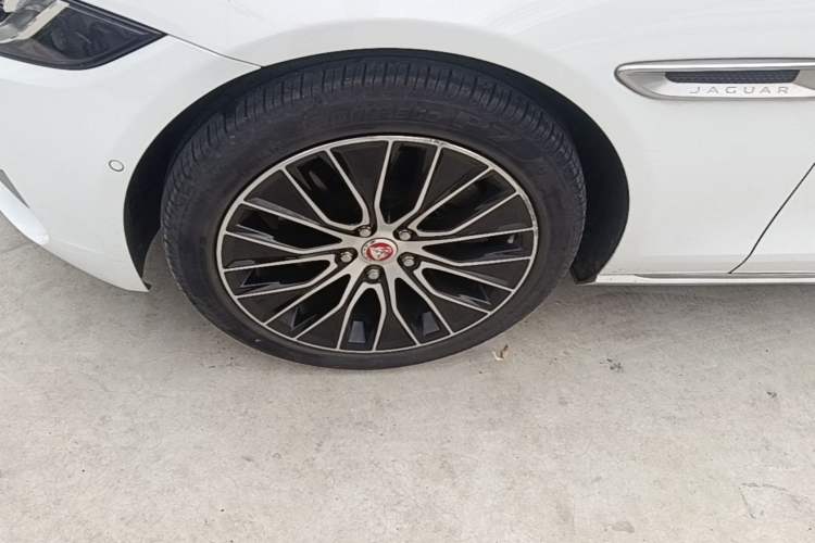 Used Jaguar XEL 2020 2.0T 200 PS S Advanced Elegance Edition Exterior 4