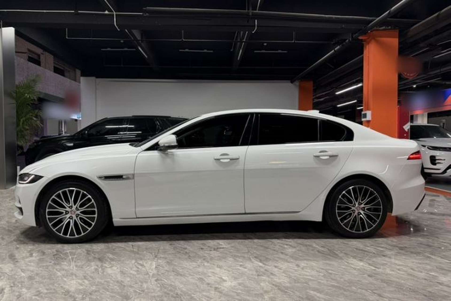 Used Jaguar XEL 2020 2.0T 200 PS S Advanced Elegance Edition Exterior 4