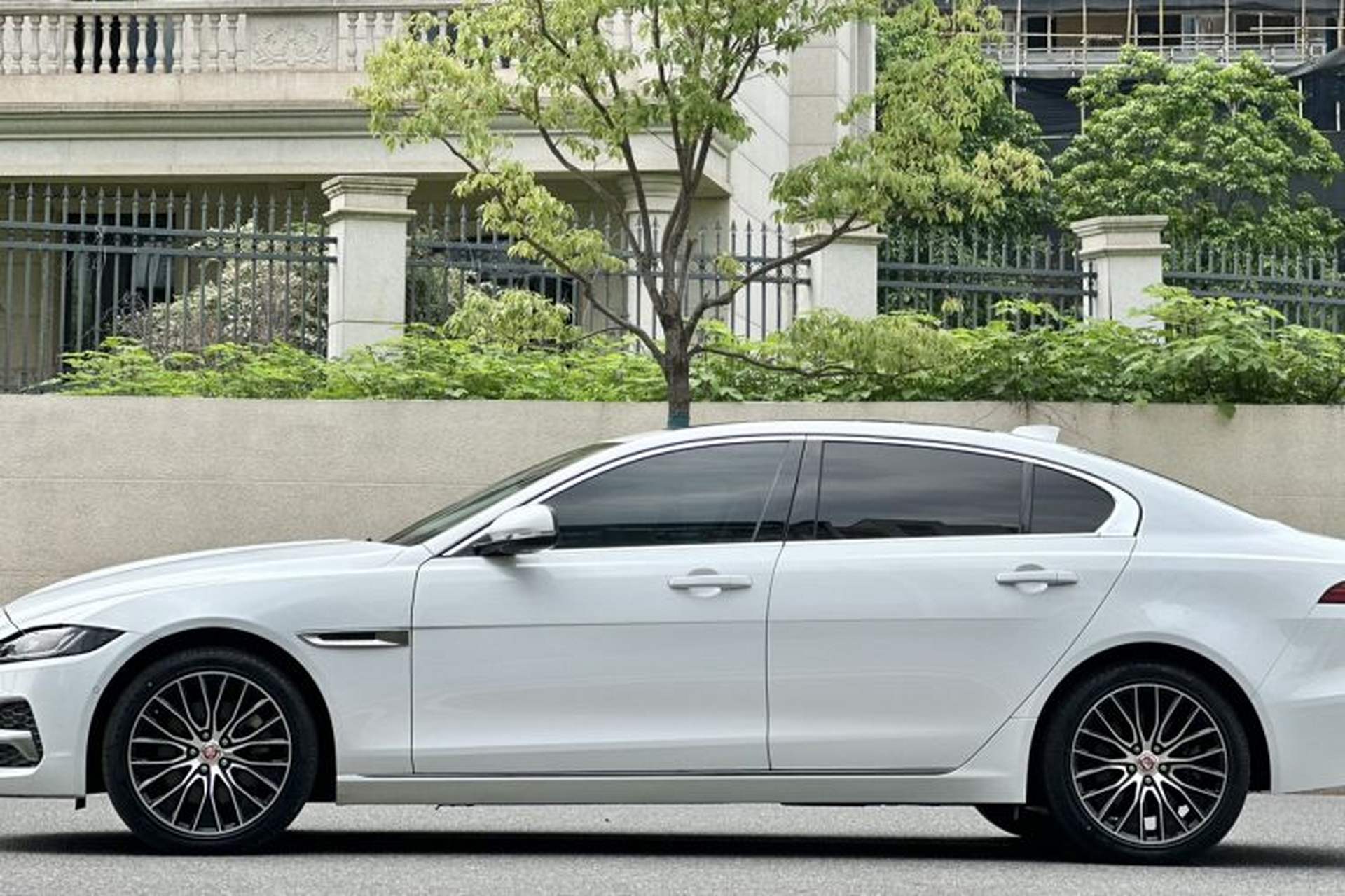Used Jaguar XEL 2020 2.0T 200 PS S Advanced Elegance Edition Exterior 4