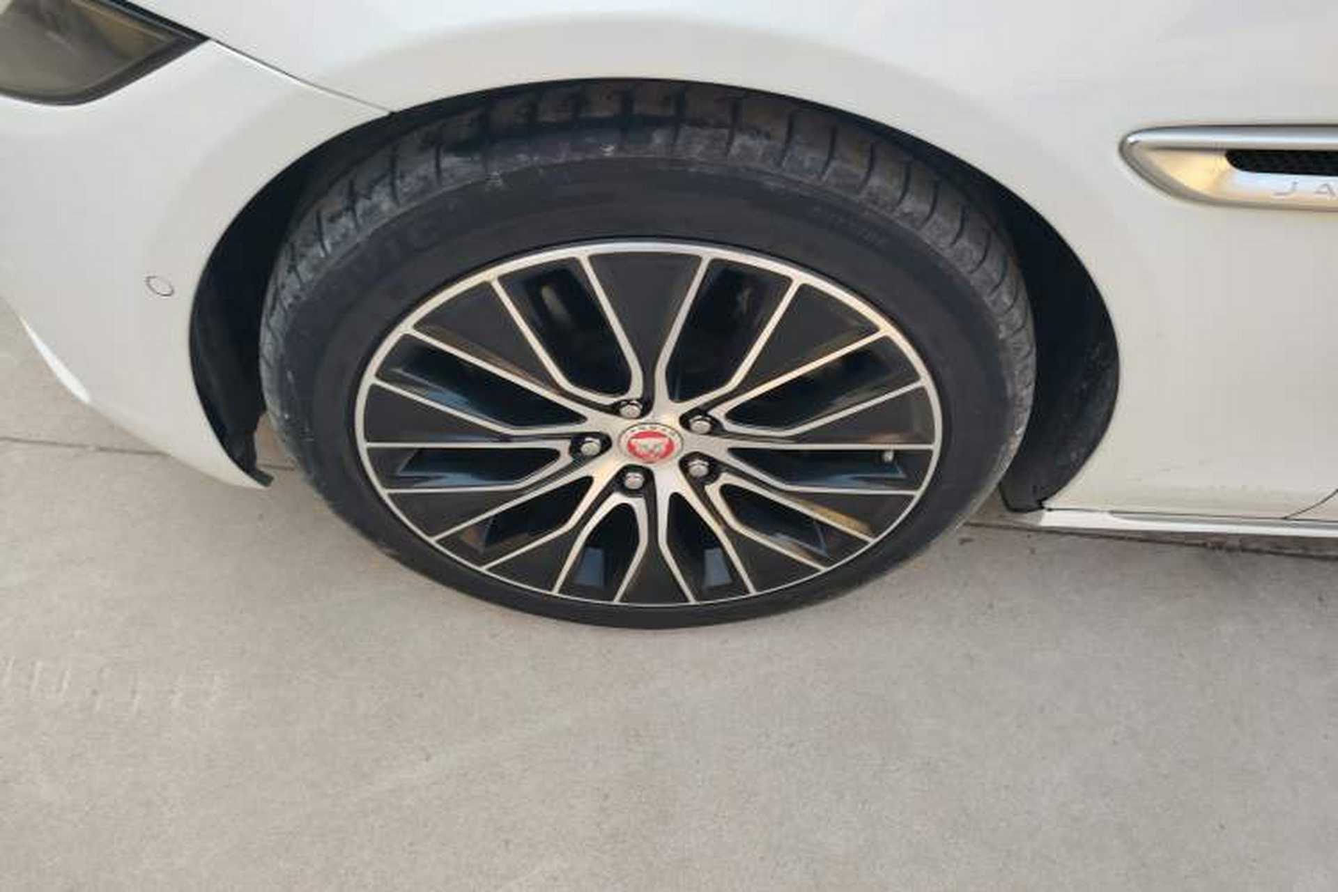 Used Jaguar XEL 2020 2.0T 200 PS S Advanced Elegance Edition Exterior 4