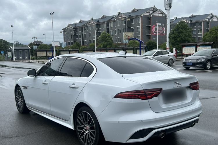 Used Jaguar XEL 2020 2.0T 200 PS R-DYNAMIC S Advanced Sport Edition Exterior 4
