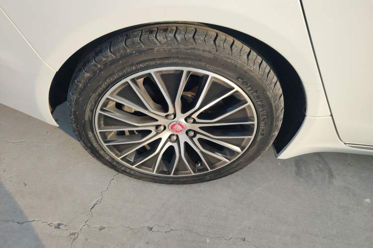Used Jaguar XEL 2020 2.0T 200 PS S Advanced Elegance Edition Exterior 5