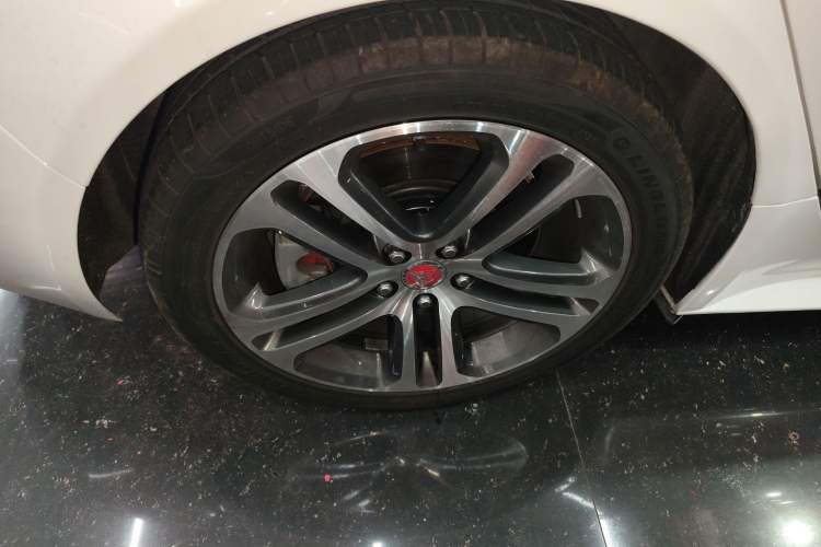 Used Jaguar XEL 2020 2.0T 200 PS R-DYNAMIC S Advanced Sport Edition Exterior 5