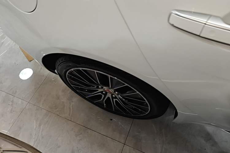 Used Jaguar XEL 2020 2.0T 250 PS SE Tech-Elegant Edition Exterior 5