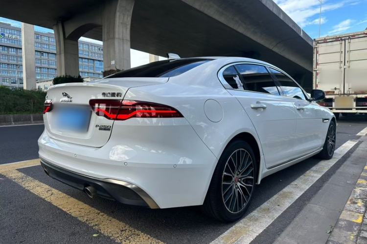 Used Jaguar XEL 2020 2.0T 250 PS SE Tech-Elegant Edition Exterior 6