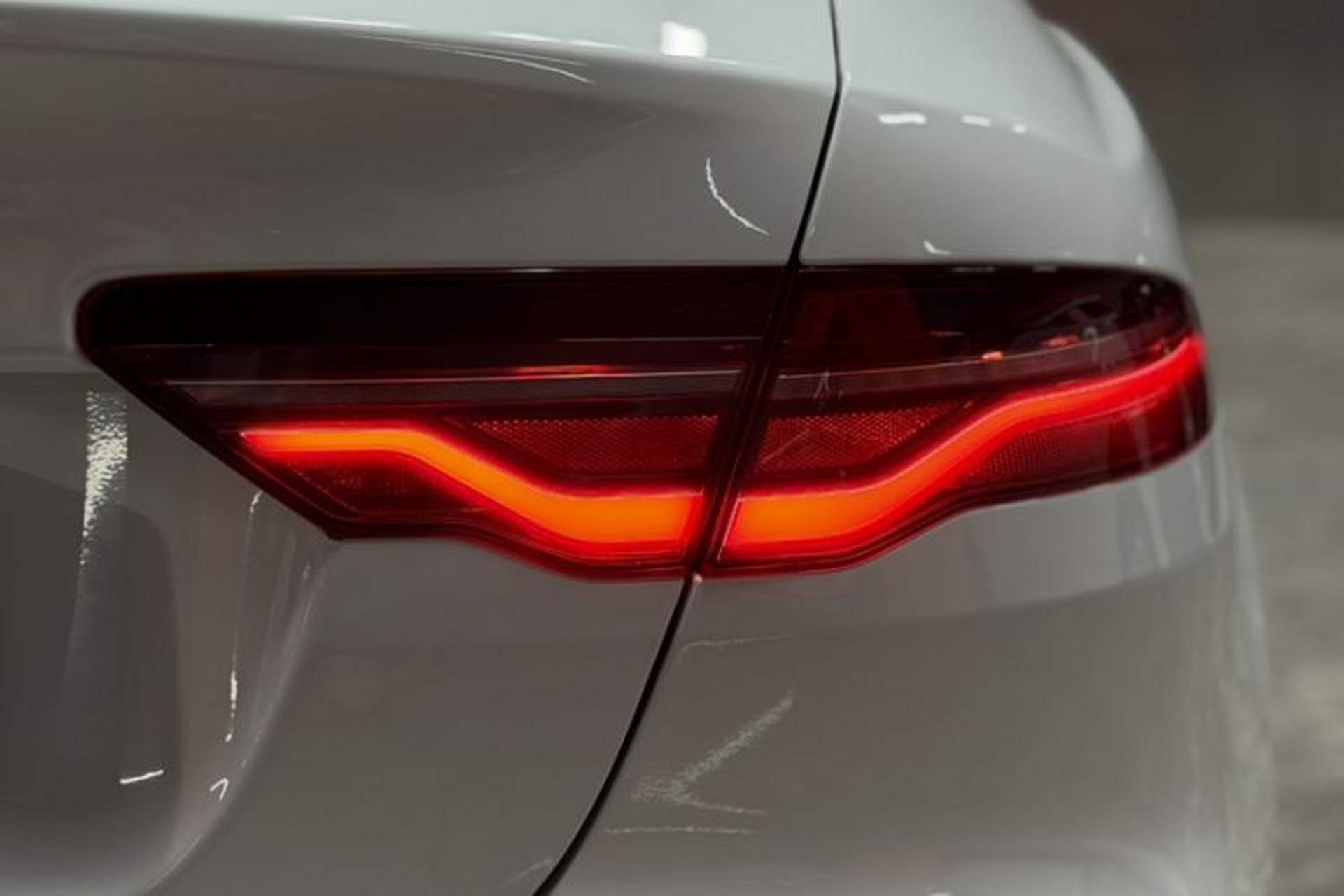 Used Jaguar XEL 2020 2.0T 200 PS S Advanced Elegance Edition Exterior 6