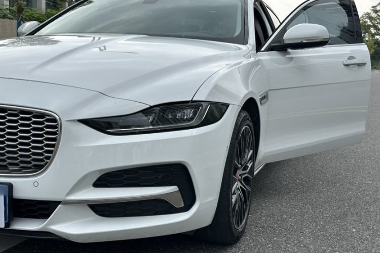 Used Jaguar XEL 2020 2.0T 200 PS S Advanced Elegance Edition Exterior 8