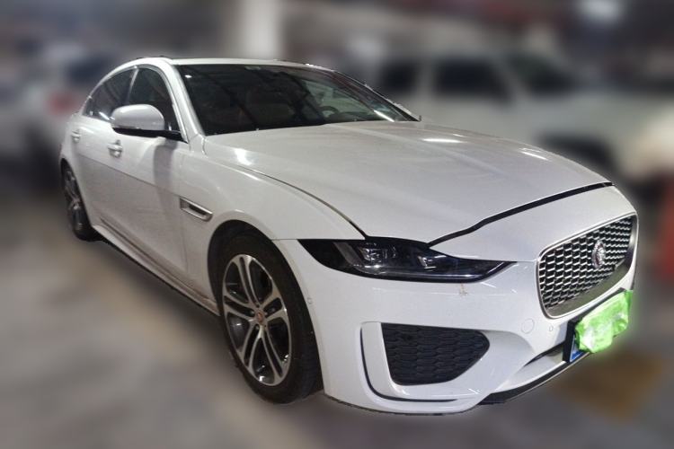 Used Jaguar XEL 2020 2.0T 200PS R-DYNAMIC Youth Sports Edition Front Right 45 Deg