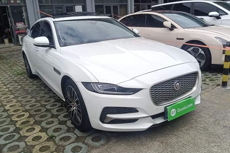 Used Jaguar XEL 2020 2.0T 250 PS SE Tech-Elegant Edition Front Right 45 Deg