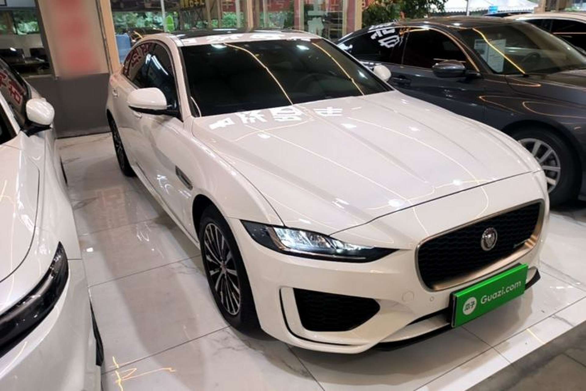 Used Jaguar XEL 2020 2.0T 200PS R-DYNAMIC Youth Sports Edition Front Right 45 Deg