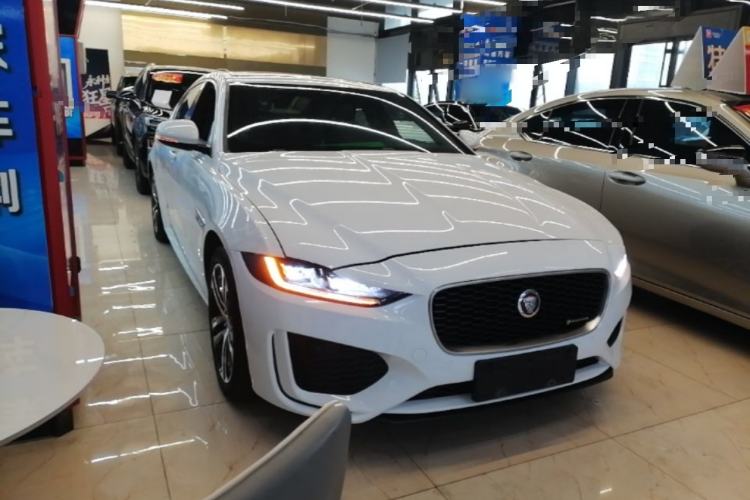 Used Jaguar XEL 2020 2.0T 200 PS R-DYNAMIC S Advanced Sport Edition Front Right 45 Deg