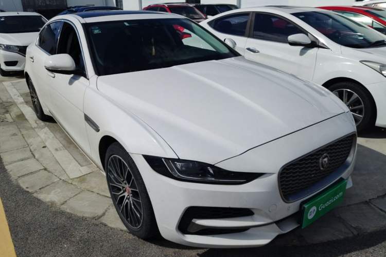 Used Jaguar XEL 2020 2.0T 200 PS S Advanced Elegance Edition Front Right 45 Deg