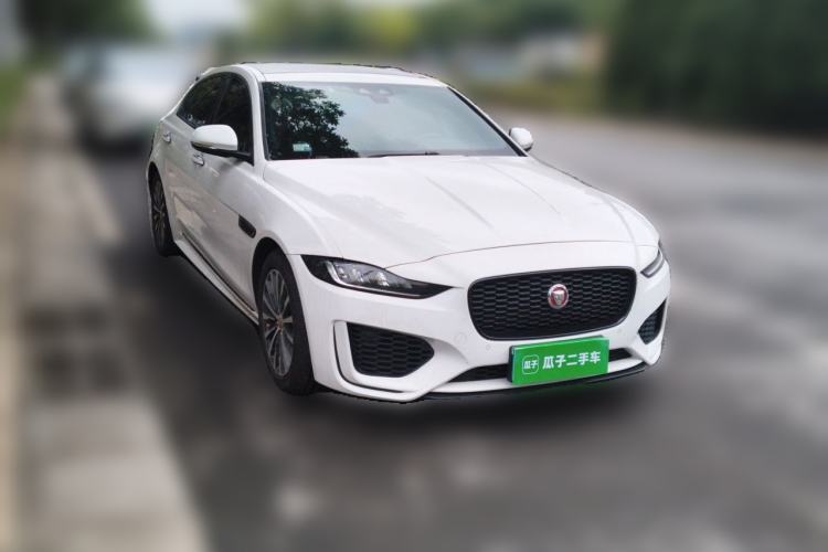 Used Jaguar XEL 2020 2.0T 200PS R-DYNAMIC Youth Sports Edition Front Right 45 Deg
