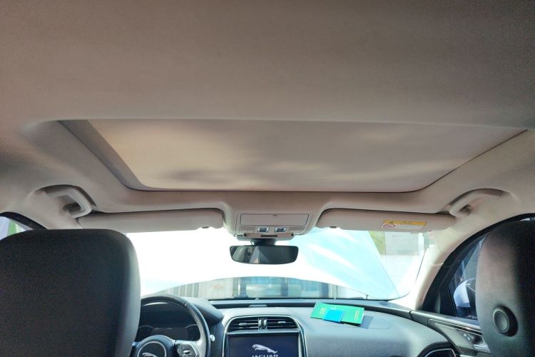 Used Jaguar XEL 2020 2.0T 200 PS S Advanced Elegance Edition Headliner
