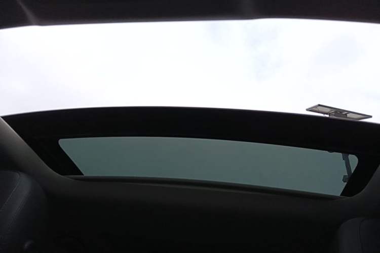 Used Jaguar XEL 2020 2.0T 200 PS S Advanced Elegance Edition Headliner