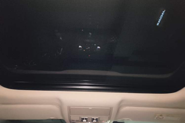 Used Jaguar XEL 2020 2.0T 200 PS S Advanced Elegance Edition Headliner