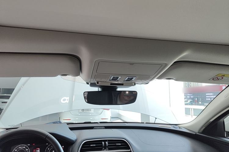 Used Jaguar XEL 2020 2.0T 250 PS SE Tech-Elegant Edition Headliner