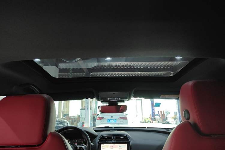 Used Jaguar XEL 2020 2.0T 200 PS R-DYNAMIC S Advanced Sport Edition Headliner