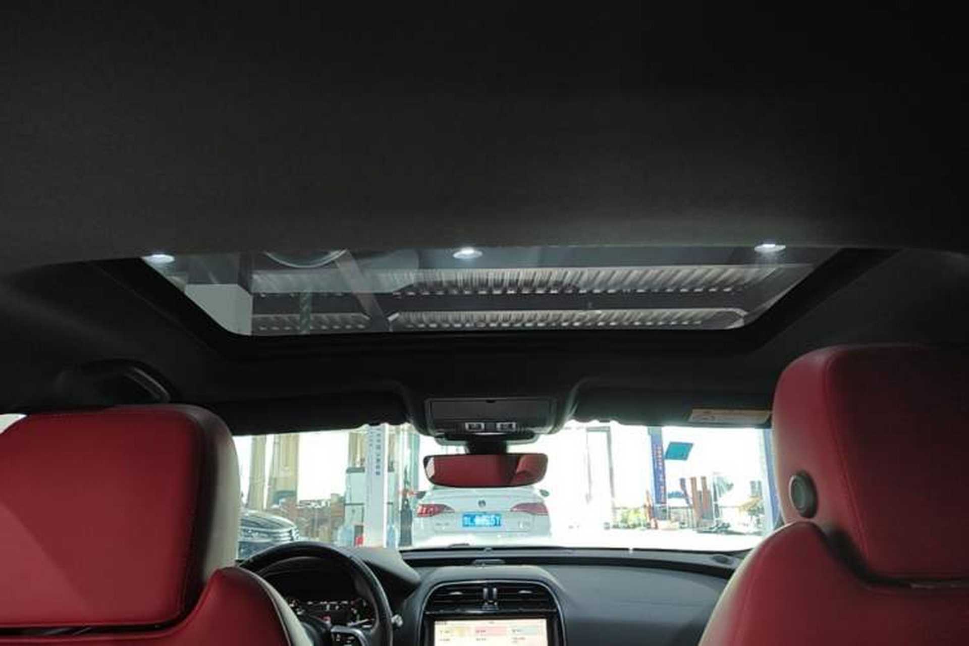 Used Jaguar XEL 2020 2.0T 200 PS R-DYNAMIC S Advanced Sport Edition Headliner