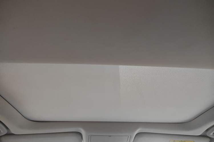 Used Jaguar XEL 2020 2.0T 200 PS S Advanced Elegance Edition Headliner