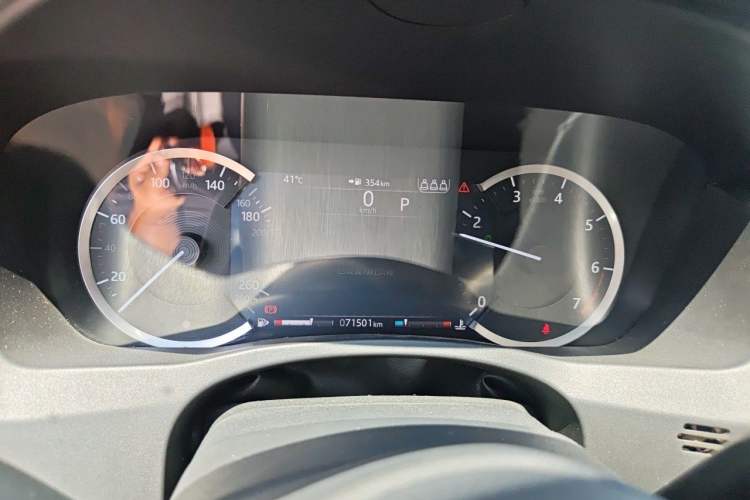Used Jaguar XEL 2020 2.0T 200 PS R-DYNAMIC S Advanced Sport Edition Instrument Cluster