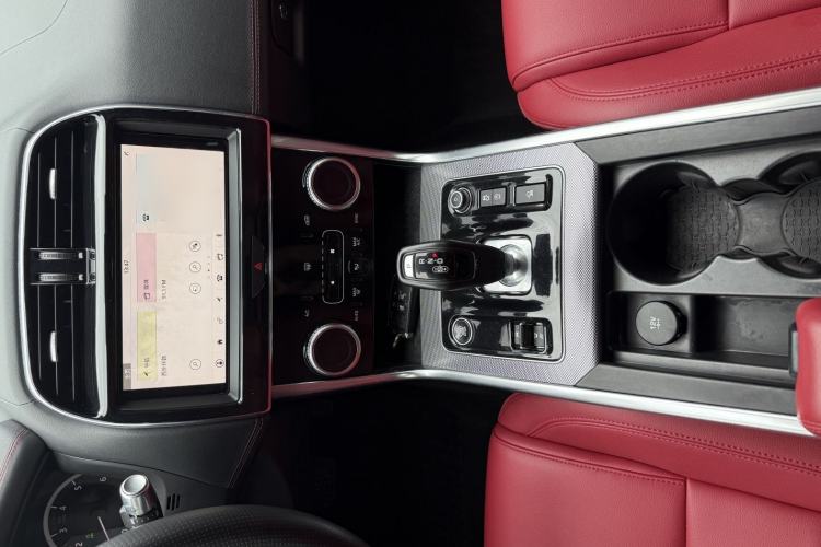 Used Jaguar XEL 2020 2.0T 200 PS R-DYNAMIC S Advanced Sport Edition Interior 5