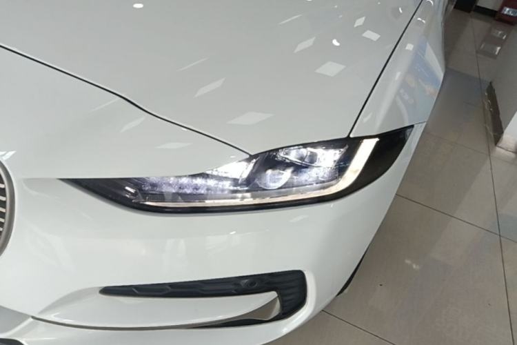 Used Jaguar XEL 2020 2.0T 200 PS S Advanced Elegance Edition Left Front Headlight