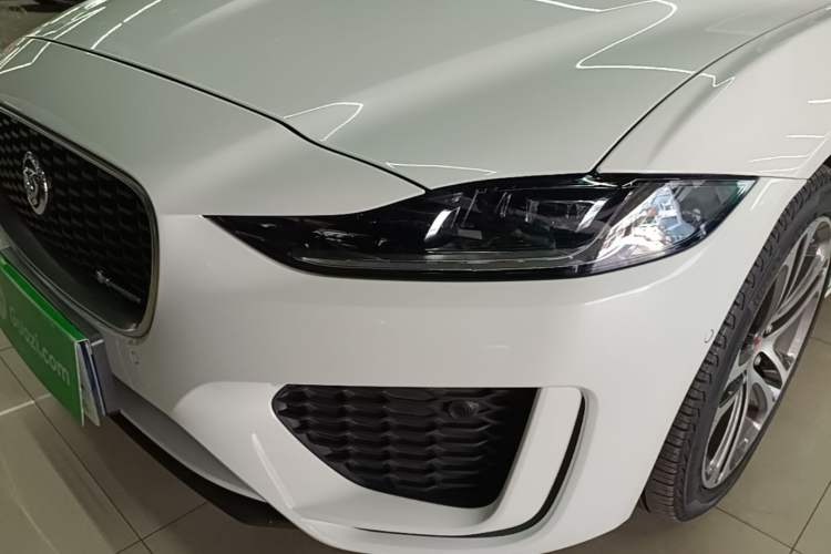 Used Jaguar XEL 2020 2.0T 200 PS R-DYNAMIC S Advanced Sport Edition Left Front Headlight