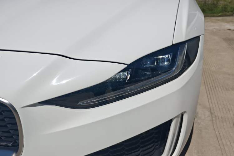 Used Jaguar XEL 2020 2.0T 200 PS R-DYNAMIC S Advanced Sport Edition Left Front Headlight